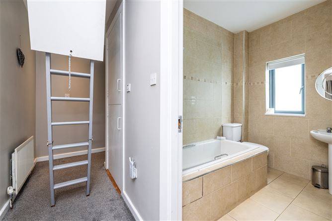 1 Wyckham Grove, Ballinteer, Dublin 16
