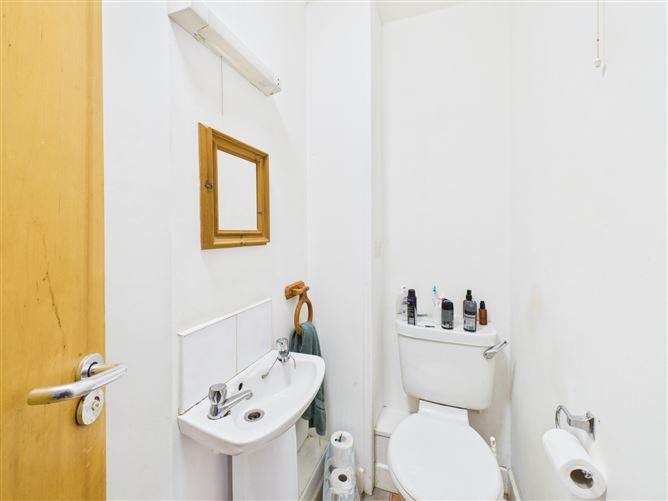 Apt, 15 Penrose Court, Anne Street, Waterford