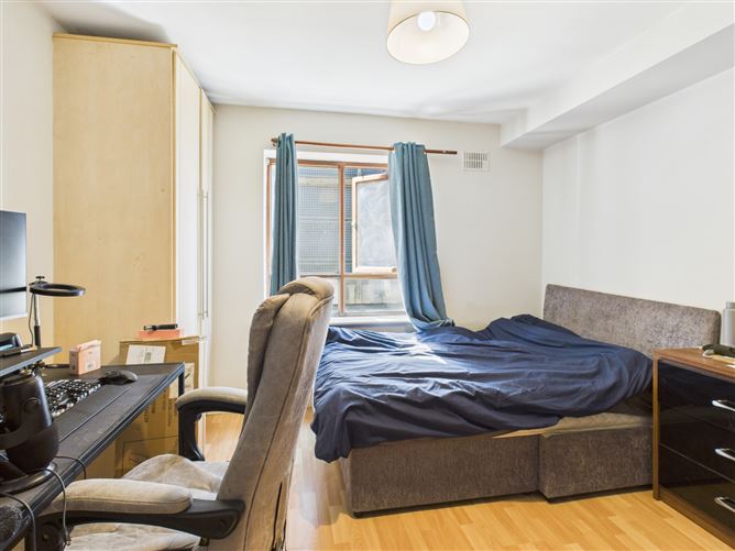 Apt, 15 Penrose Court, Anne Street, Waterford