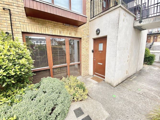 https://photos-a.propertyimages.ie/media/7/3/2/5011237/20f82226-0f47-4827-a5bc-2f3bc12c01da_l.jpg