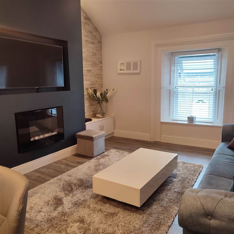 2 Ross Terrace, New St, Malahide, County Dublin