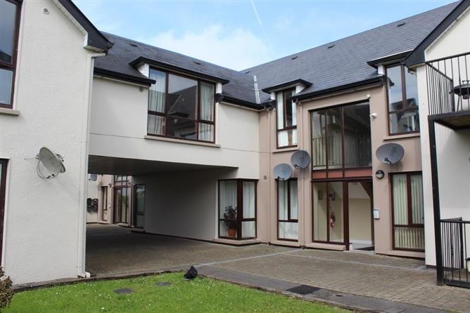 13 Sinann, Summerhill, Carrick-On-Shannon, Leitrim