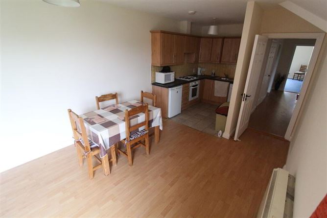 13 Sinann, Summerhill, Carrick-On-Shannon, Leitrim