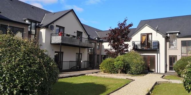 13 Sinann, Summerhill, Carrick-On-Shannon, Leitrim