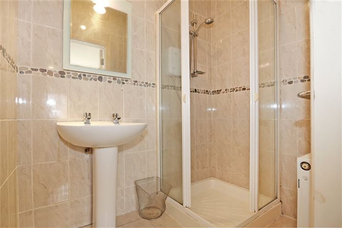 21 Ard Caoin Court, Ballycasey, Shannon, Co. Clare