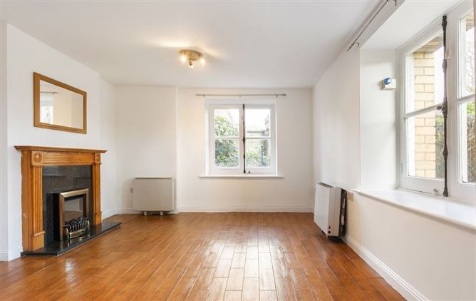3 Hybreasal House, South Circular Road,   Dublin 8