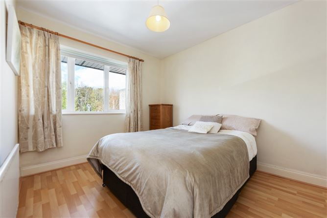 2 Hillcrest Manor, Templeogue, Dublin 6w