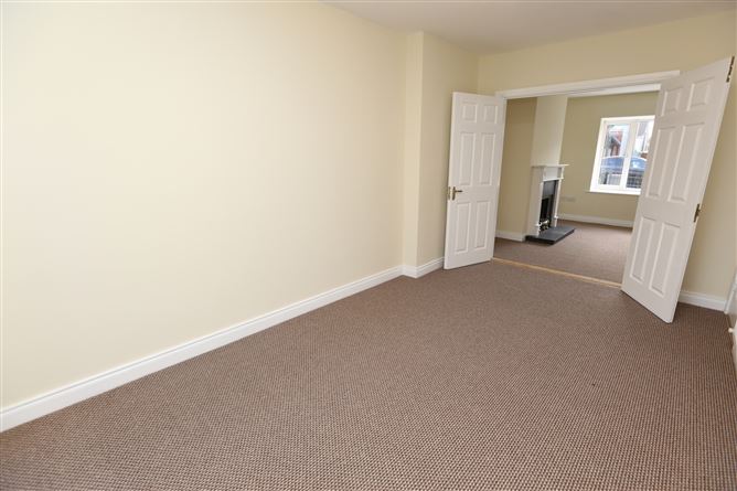 44 Shrewsbury Manor, Greenhills, Drogheda, Co. Louth