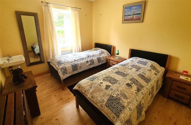 4 Lake View, Drumcong, Leitrim
