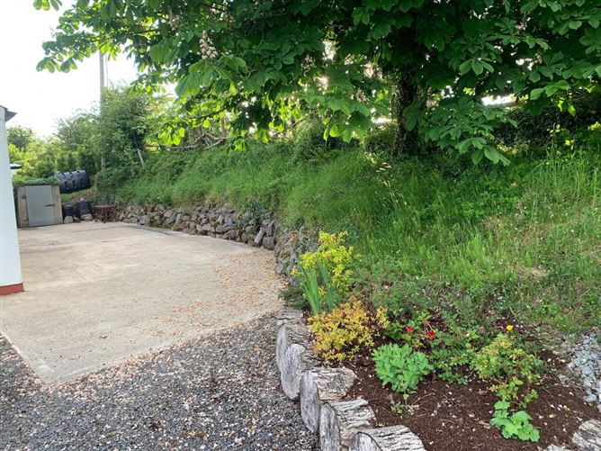 4 Lake View, Drumcong, Leitrim
