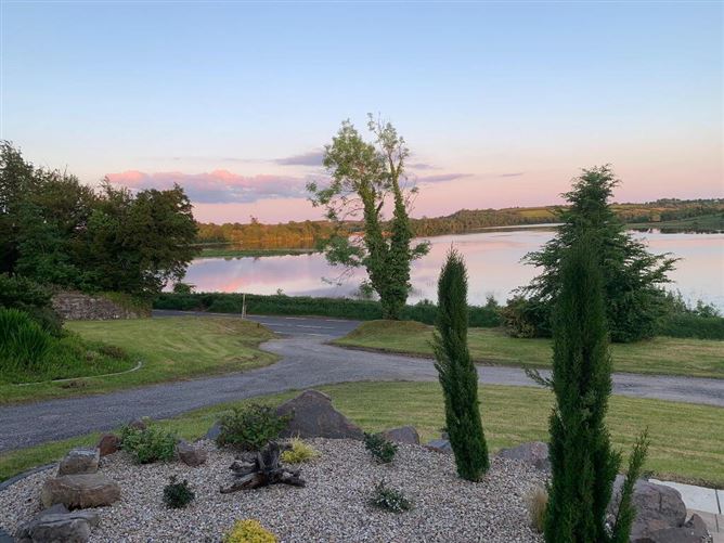 4 Lake View, Drumcong, Leitrim