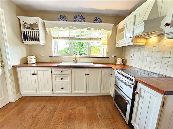 80 Abbey Court, Limerick Road, Ennis, Co. Clare