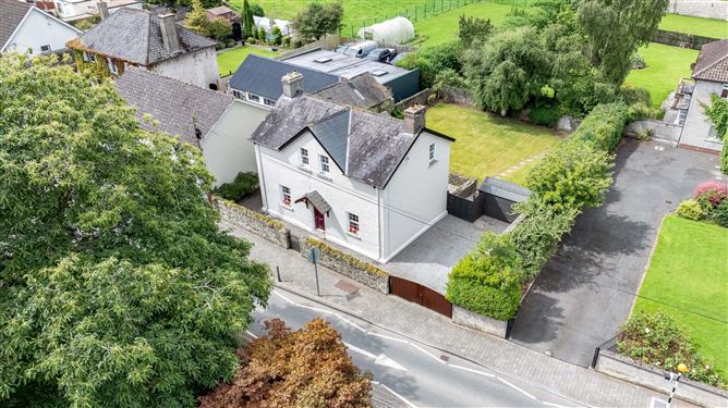 The Old Schoolhouse, Loman Street, Trim