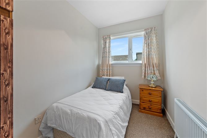 Photo 14 of 27 — 44 Greenhills Court, Douglas, Cork