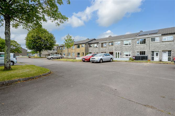 Photo 24 of 27 — 44 Greenhills Court, Douglas, Cork
