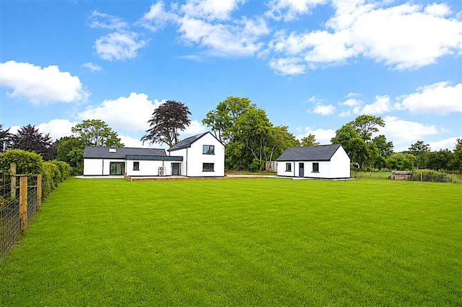 https://photos-a.propertyimages.ie/media/7/3/3/5021337/33029597-50d4-4734-9dc8-626dc6459c48_l.jpg