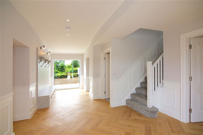 https://photos-a.propertyimages.ie/media/7/3/3/5021337/33029597-50d4-4734-9dc8-626dc6459c48_l.jpg