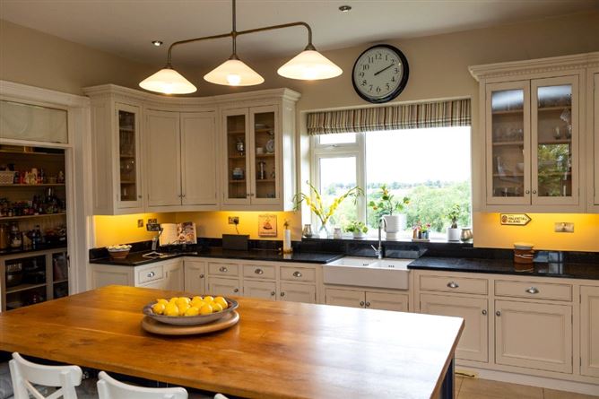 Abhainn Ri, Ennisnag, Stoneyford, Co. Kilkenny