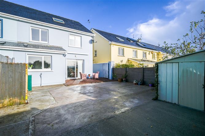 6 Woodside, Dunderrow, Kinsale, Co. Cork