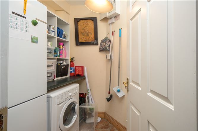 6 Woodside, Dunderrow, Kinsale, Co. Cork