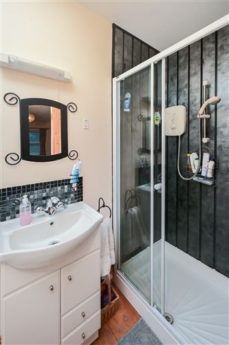 6 Woodside, Dunderrow, Kinsale, Co. Cork