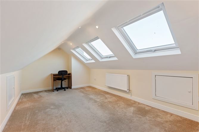 13 Castlebyrne Park, Blackrock, County Dublin