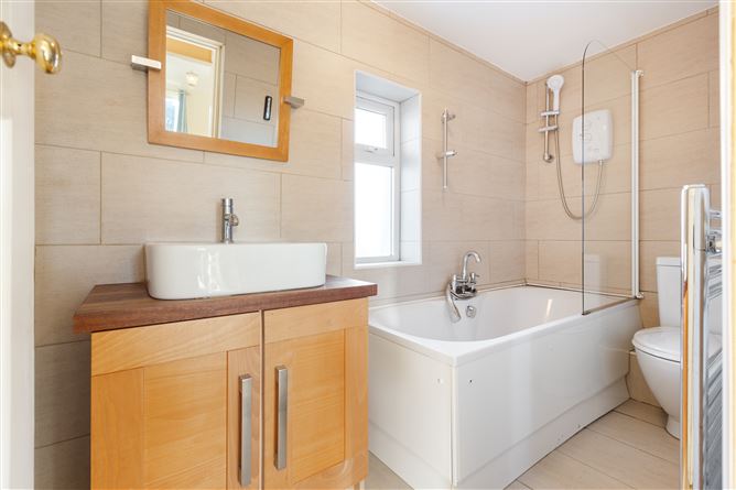 13 Castlebyrne Park, Blackrock, County Dublin