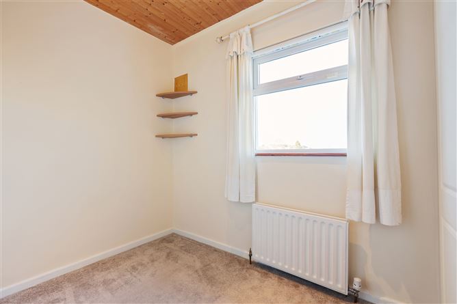 13 Castlebyrne Park, Blackrock, County Dublin