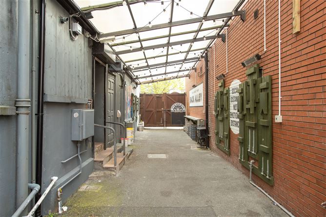 99 Clanbrassil Street, Dundalk, Louth