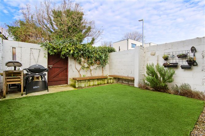 29 Sundrive Park, Dublin 12