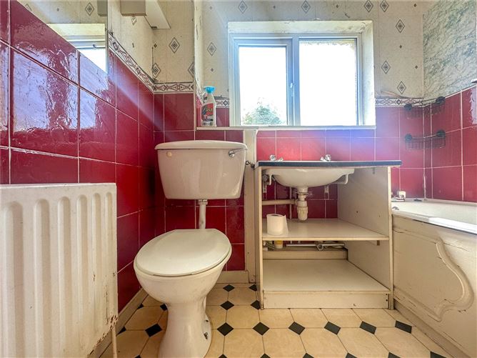 152 Castlepark, Ballybane, Galway