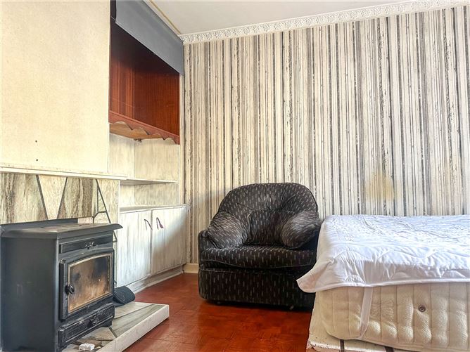 152 Castlepark, Ballybane, Galway