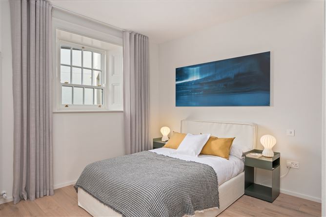 https://photos-a.propertyimages.ie/media/7/3/4/4948437/3a28e183-b008-46d2-ba25-6c3d75067886_l.jpg