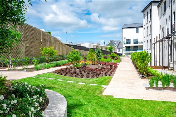 https://photos-a.propertyimages.ie/media/7/3/4/4948437/3a28e183-b008-46d2-ba25-6c3d75067886_l.jpg