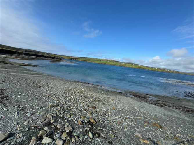 Ref 1202 - Old Farmhouse, Doory, Portmagee, Kerry