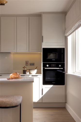 https://photos-a.propertyimages.ie/media/7/3/4/4972437/b9396851-3e86-479a-b9b1-5baa0b0ec1f8_l.jpg