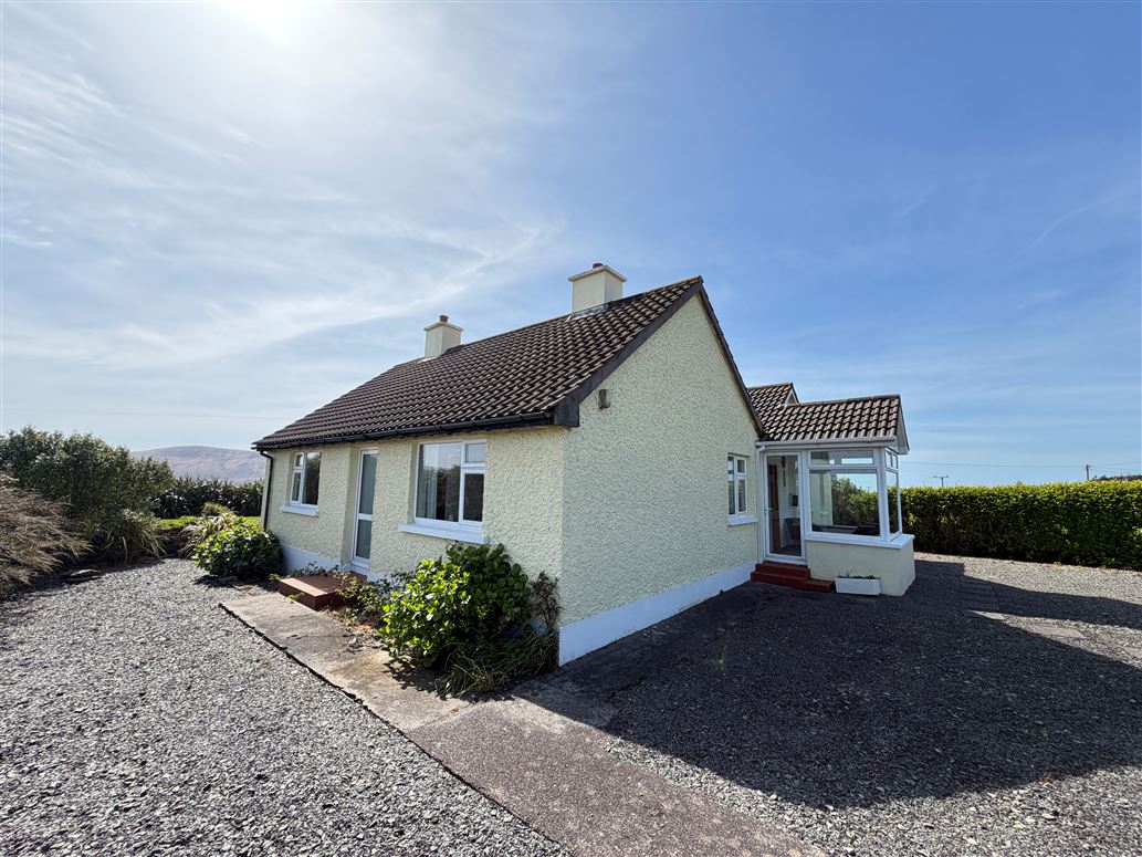 Ref 1227 - Tinnies Upper, Valentia Island, Kerry