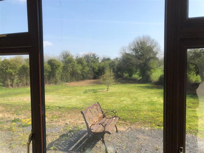 Carrowmore, Newtowncashel, Longford