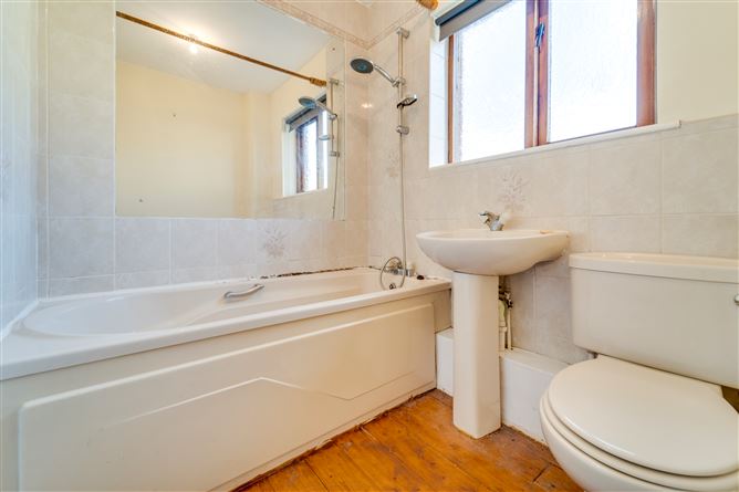 16 Mount Argus Crescent, Harold's Cross, Dublin 6W