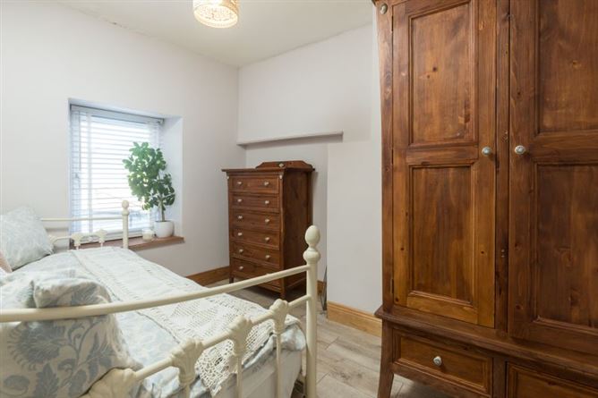 8 Peter Street, Wexford Town, Wexford
