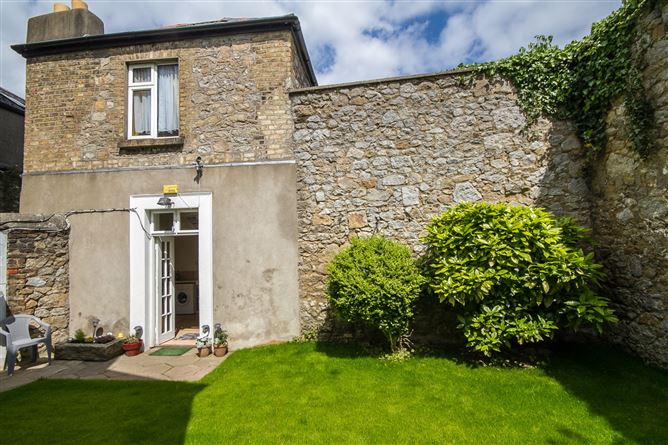 The Mews, 3a Railway Road, Dalkey, County Dublin