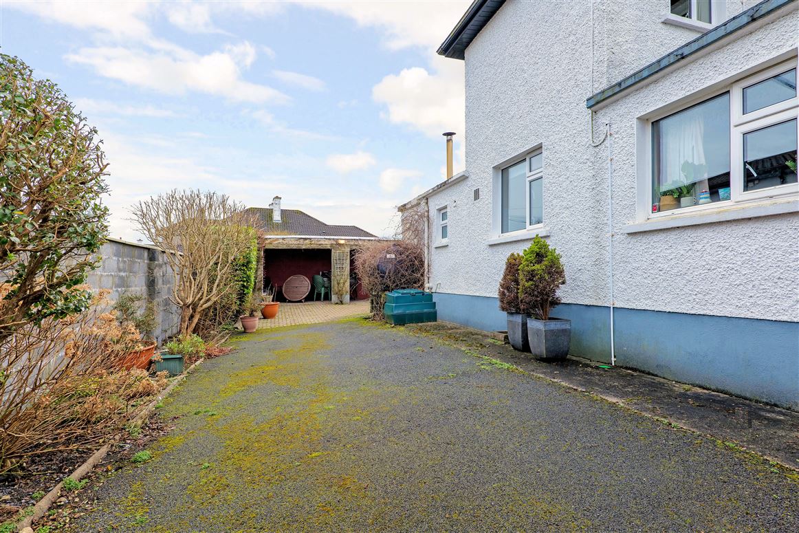 9 Ard Na Mara, Salthill, Galway