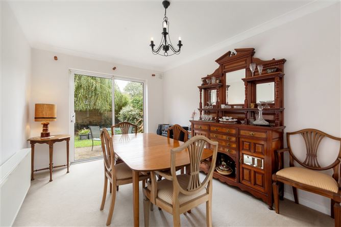 62 Fosterbrook, Booterstown, Blackrock, Co. Dublin