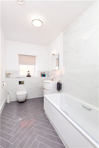 2 Norabrook, Howth Road, Clontarf