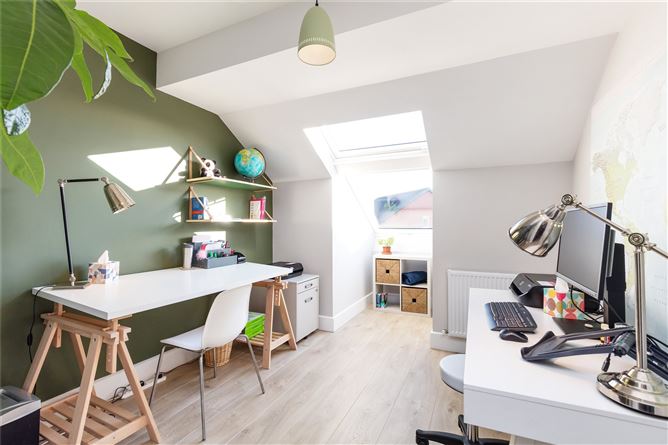 2 Norabrook, Howth Road, Clontarf