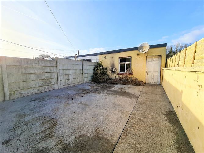 No. 7 Mc Hale Road , Castlebar, Mayo