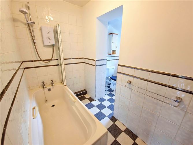 No. 12 Marian Row , Castlebar, Mayo