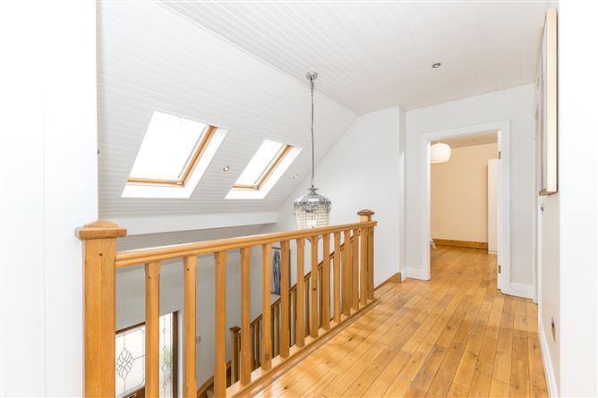 6 Fairacre, The Warren, Malahide, County Dublin