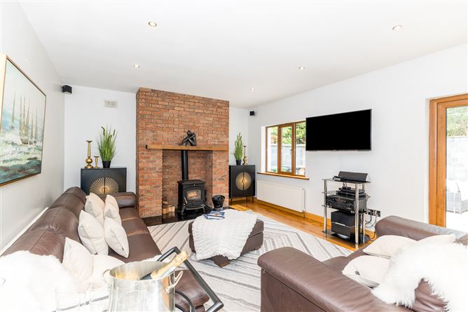 6 Fairacre, The Warren, Malahide, County Dublin