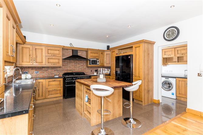 6 Fairacre, The Warren, Malahide, County Dublin